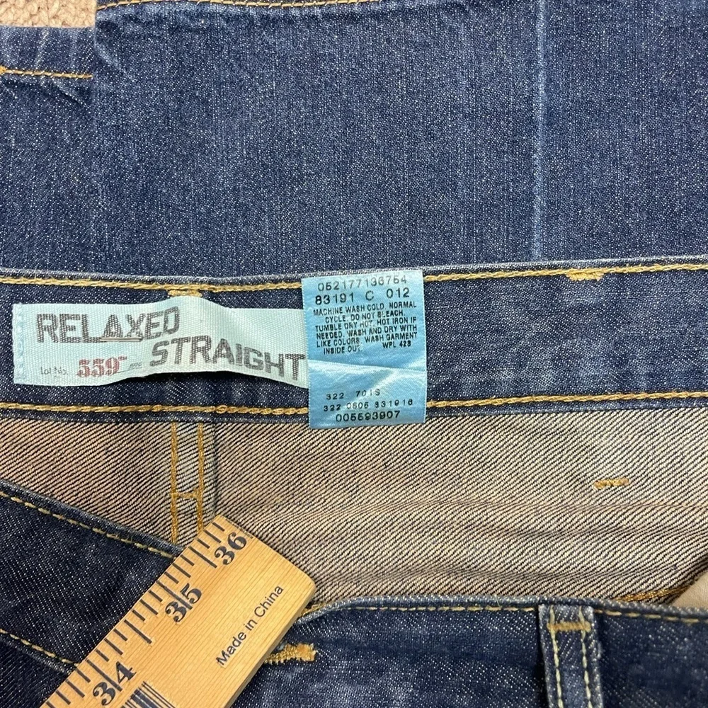 Levi's Strauss & Co. Men’s Size 38X33 Style 559 Blue Denim Jeans